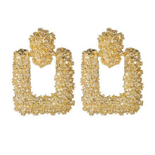 Load image into Gallery viewer, LARSELLE STATMENT EARRINGS
